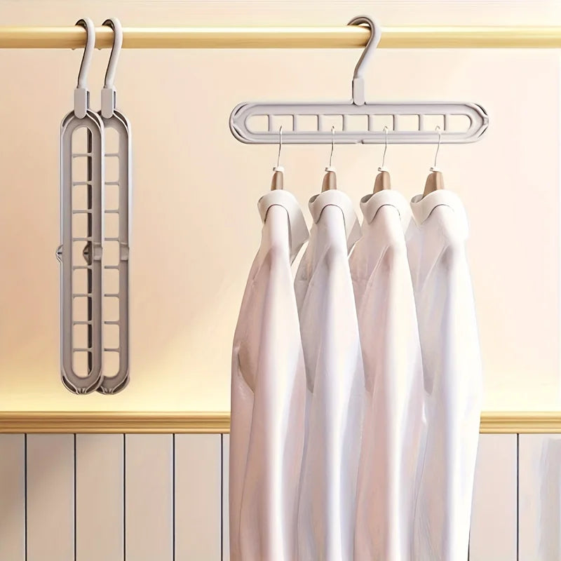 Foldable Space Saving Clothes Hangers Set